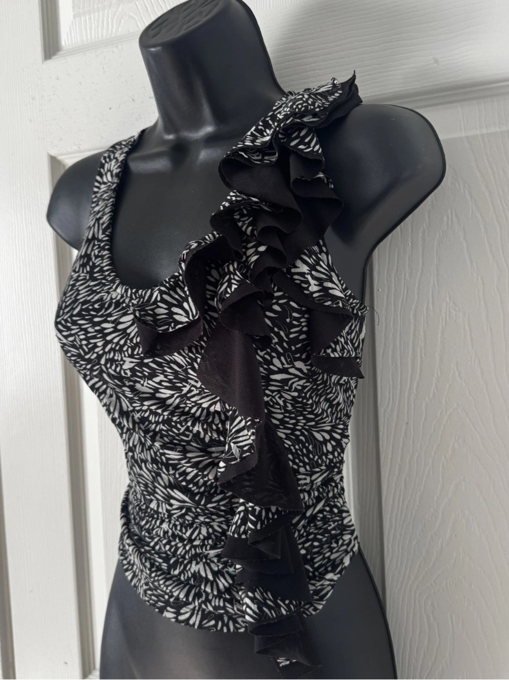 Elle Dressy Tank Blouse Ruffle Women's XS Gray Black Geometric Print Lined